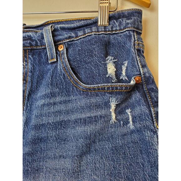 Levi's 501 Women 32 Denim Shorts Distressed Cut-offs 4 Medium Wash Frayed Jean - Picture 2 of 11